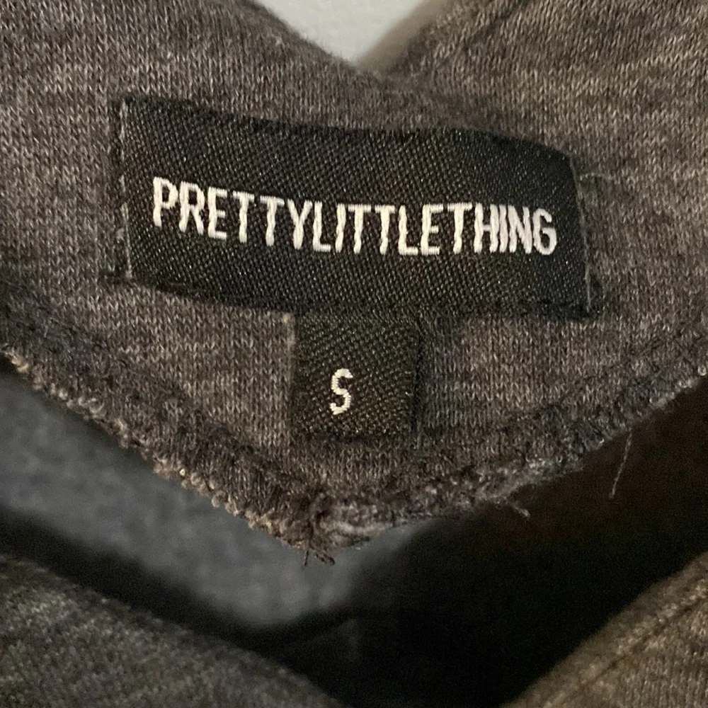 PrettyLittleThing pre loved🫶🏻